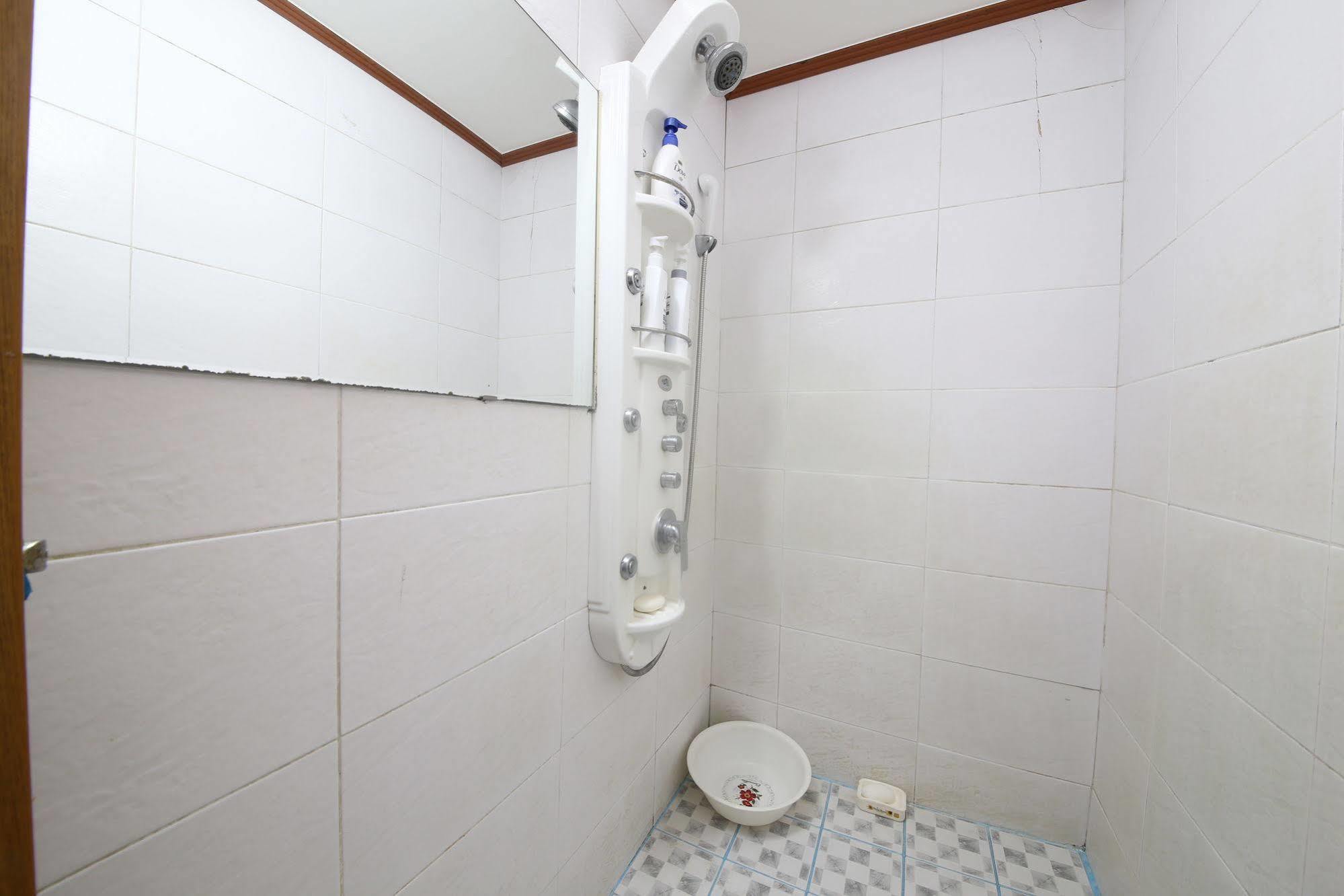 Theme Motel Mokpo Exterior photo